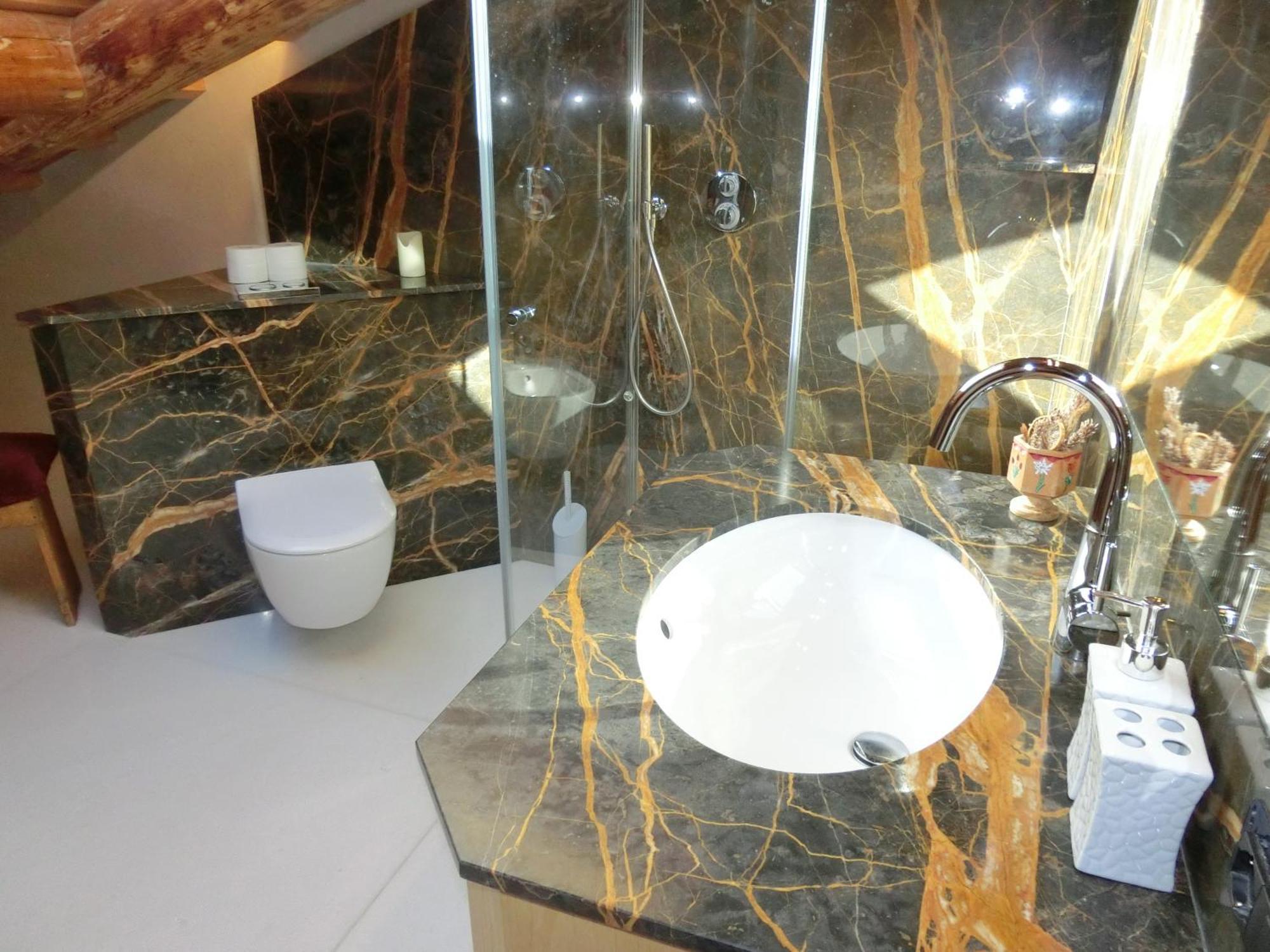 Cortina Lodge กอร์ตินาดัมเปซโซ ภายนอก รูปภาพ