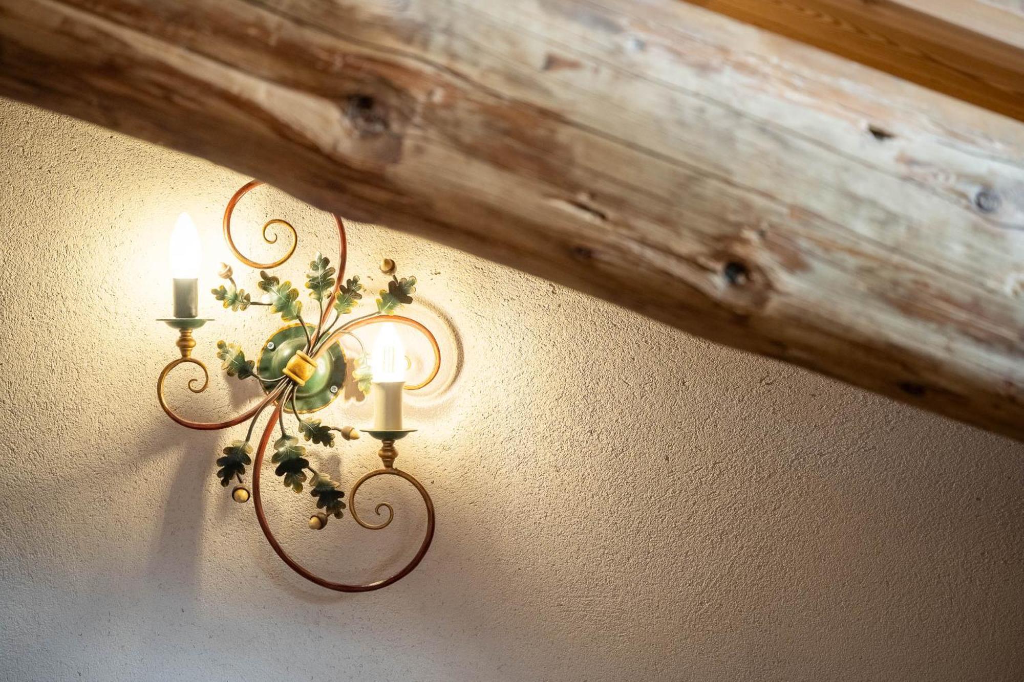 Cortina Lodge กอร์ตินาดัมเปซโซ ภายนอก รูปภาพ