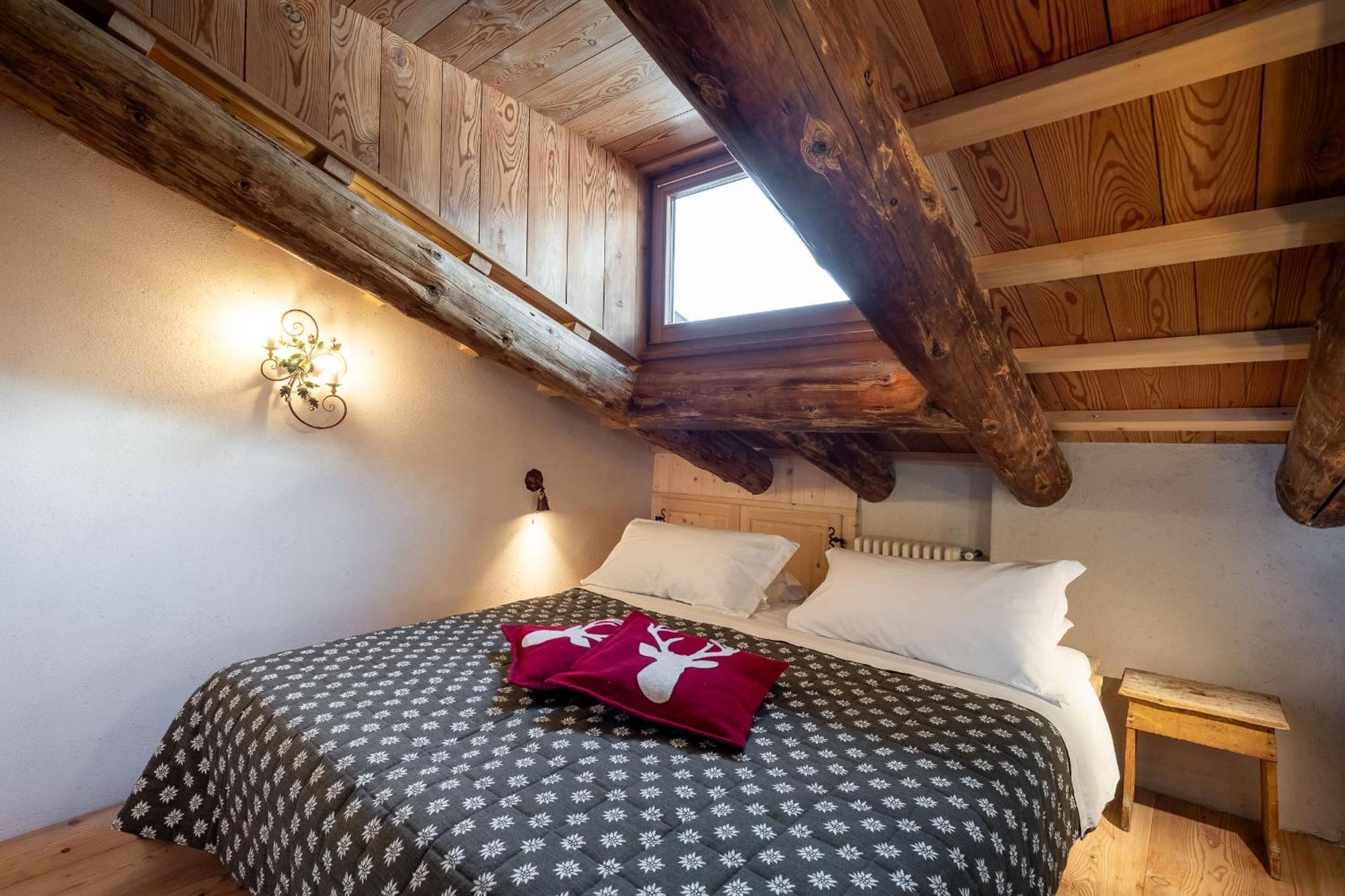 Cortina Lodge กอร์ตินาดัมเปซโซ ภายนอก รูปภาพ